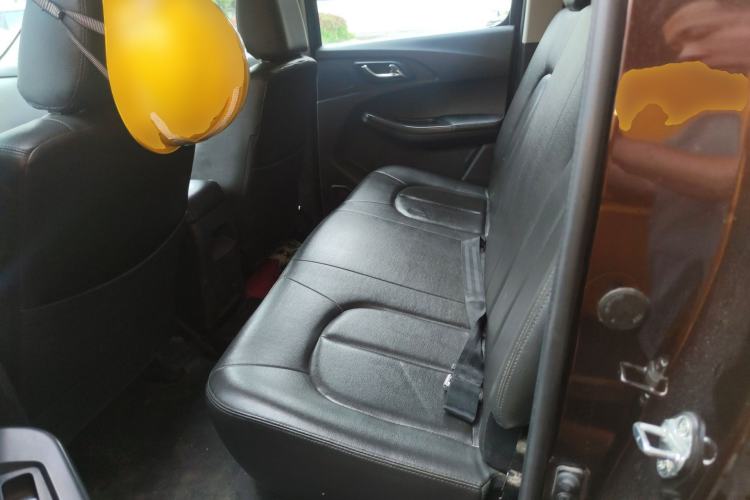 Used JMC Yuhu 5 2019 2.0T Diesel Manual Two-Wheel Drive Enhanced Version China VI Standard Long Wheelbase