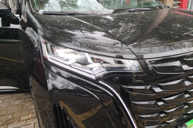 Used Denza D9 2022 DM-i 970 Four-Wheel Drive Flagship Model