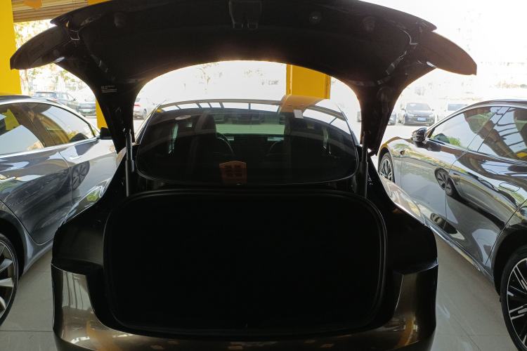 Used Tesla Model 3 2023 Rear-Wheel-Drive Version