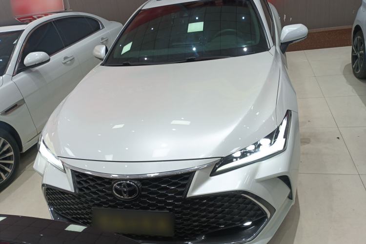 Used Toyota Avalon 2023 2.5L Luxury Edition
