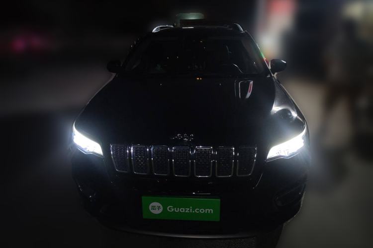 Used Jeep Cherokee 2019 2.0T Four-Wheel Drive Exploration Edition + Autonomous Driving Smart Package China V