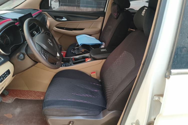 Used Baojun 730 2017 1.8L iAMT Prestige Version 7 Seats Left Front Seat