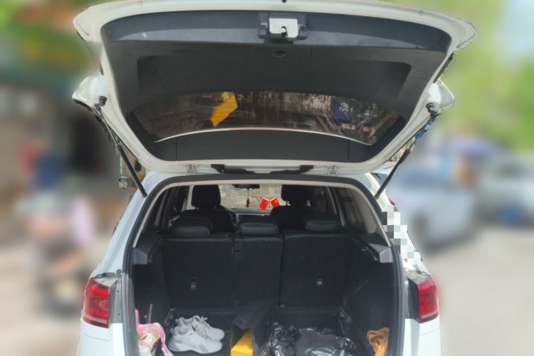 Used Volkswagen Golf Sportsvan 2016 230TSI Automatic Trend Edition Trunk