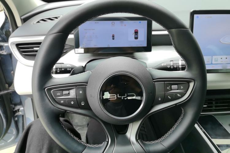 Used BYD Seal 05 DM-i 2025 DM-i Intelligent Drive 120KM Flagship Model Steering Wheel