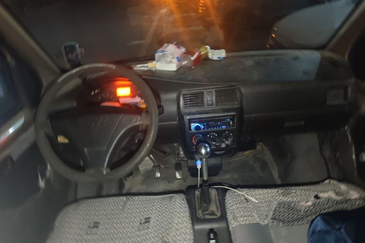 Used Wuling Rongguang 2011 1.2L Base Version