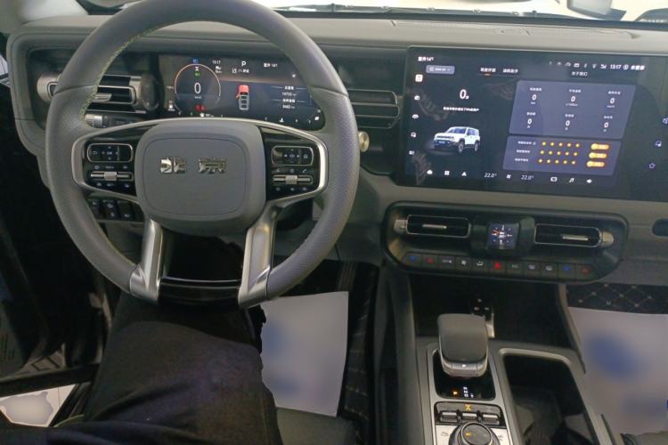 Used BAIC Off-Road BJ40 2024 2.0D All-New Blade Hero Crosser Center Console