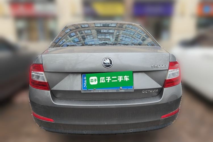 Used Skoda Octavia 2015 1.6L Automatic Yijie Edition Rear