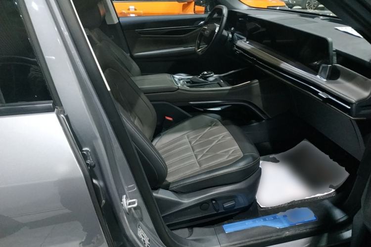 Used Ford Edge 2025 Ford Explorer L 2.0T EcoBoost E-Hybrid Four-Wheel-Drive 7-Seater Supreme Model