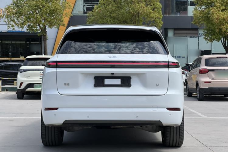 Used Li Auto L7 2024 Ultra Model Exterior 3