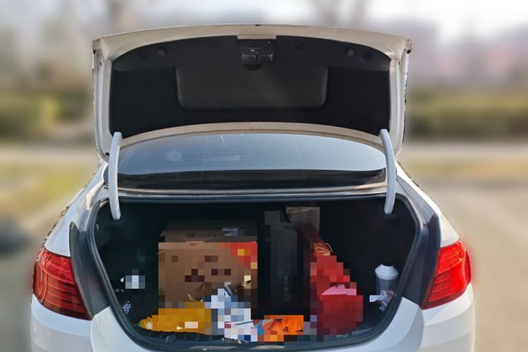 Used BMW 5 Series 2014 520Li Elegant Model
