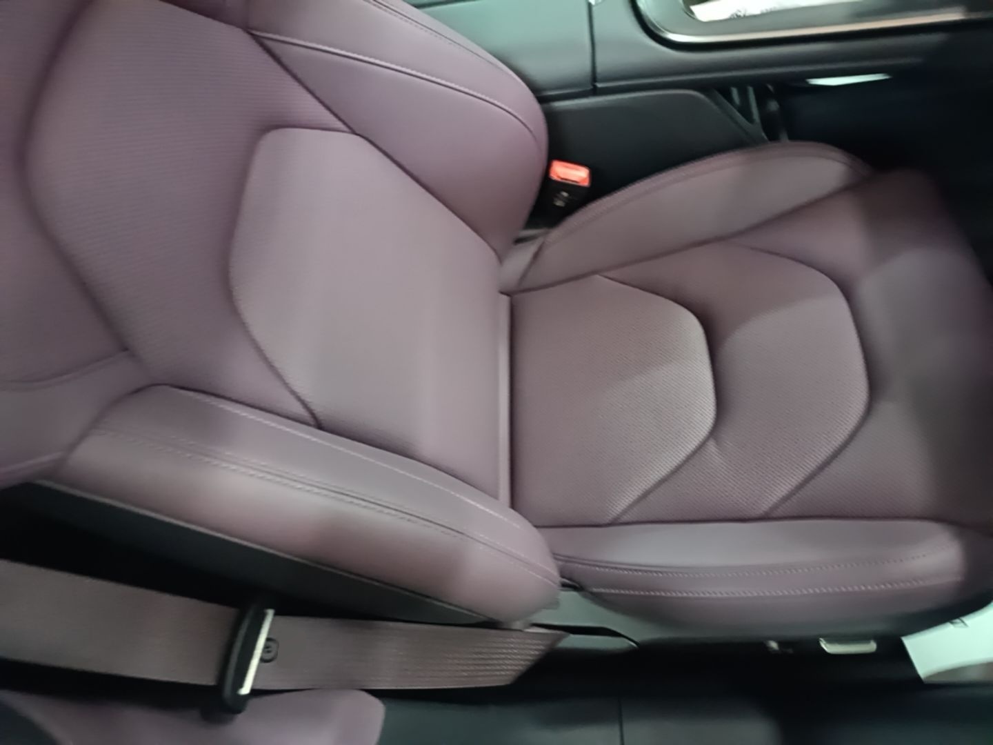 Xiaomi Auto SU7 2024 Four-Wheel Drive Ultra-Long Range Advanced Intelligent Driving Max Edition — снимка 19