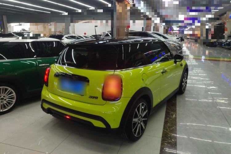 Used MINI 2023 1.5T COOPER Artist