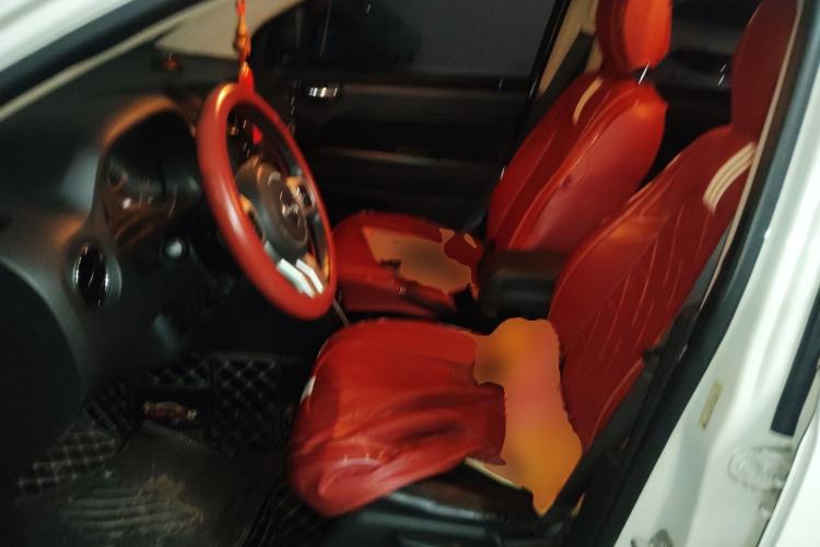 Used Jeep Compass 2015 2.0L two-wheel drive sport version
