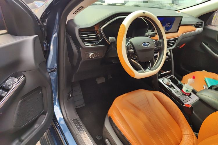 Used Ford Escape 2020 EcoBoost 245 Four-Wheel Drive Luxury Edition