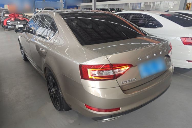 Used Skoda Octavia 2019 TSI280 DSG SmartDrive Luxury Edition China VI Rear Left 45 Deg