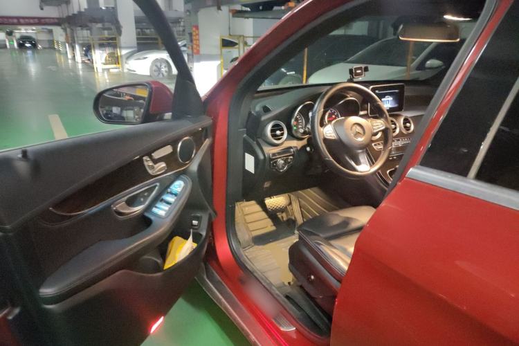 Used Mercedes-Benz GLC 2019 GLC 260 L 4MATIC Dynamic Model