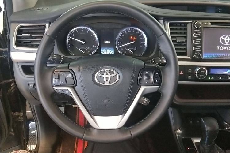 Used Toyota Highlander 2015 2.0T Four-Wheel Drive Luxury Edition 7-Seater

