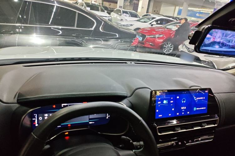 Used Citroen C5 AIRCROSS 2022 Peugeot 308 BEYOND 360THP Edition Center Console