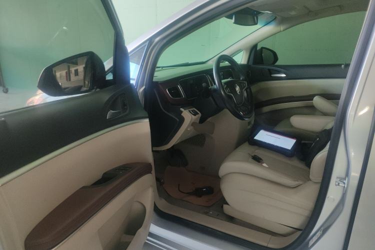 Used Buick GL8 2018 28T Luxury Model China VI Standard