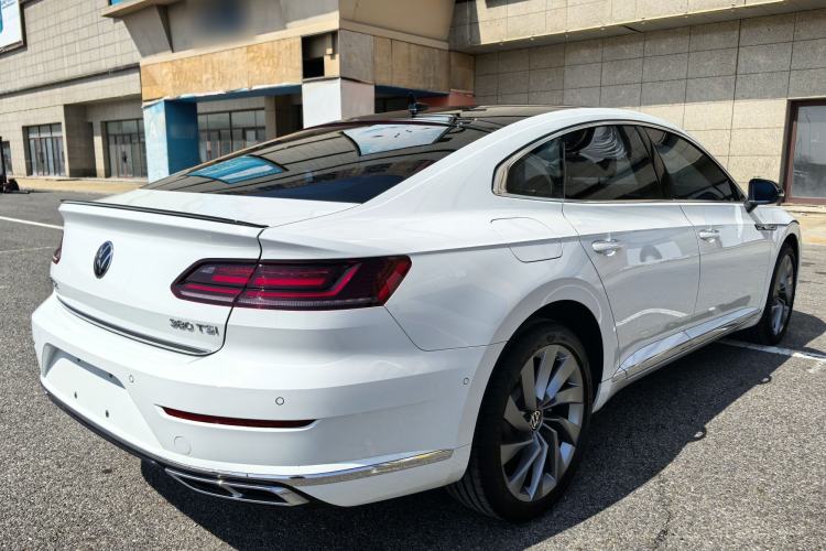 Used Volkswagen FAW-Volkswagen CC 2023 380TSI Striking Edition Exterior 12