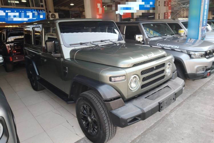 Used 212 T01 2024 2.0T Mechanic
