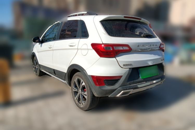 Used BAIC Senova X25 2015 1.5L Manual Elite Edition
