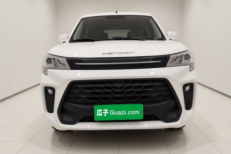 Used Dongfeng Fengon 380 2022 1.5L Comfort-Class Passenger Vehicle (Steel Spring) with 5 Seats