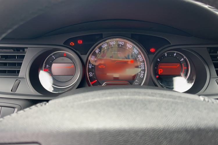 Used Citroen C5 2014 2.0L Automatic Luxury Edition