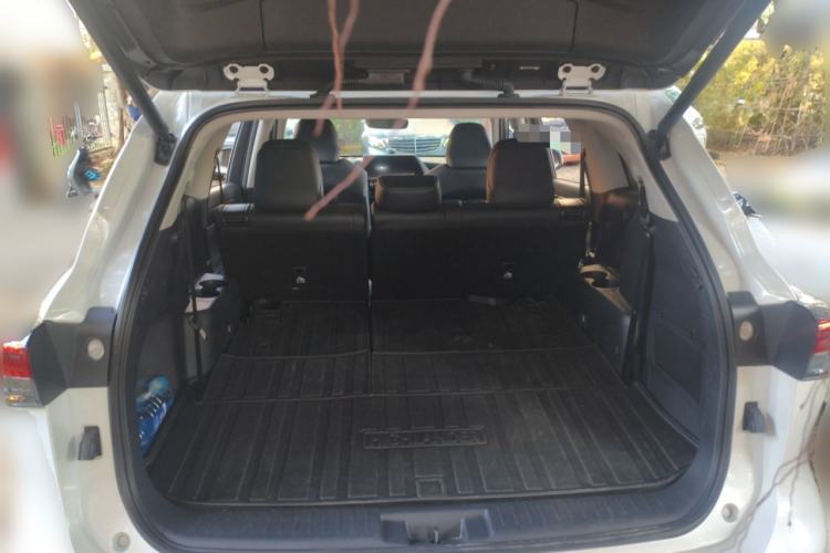 Used Toyota Highlander 2024 2.5L Smart Electric Hybrid Dual-Engine Four-Wheel Drive Prestige Version – 7 Seats
