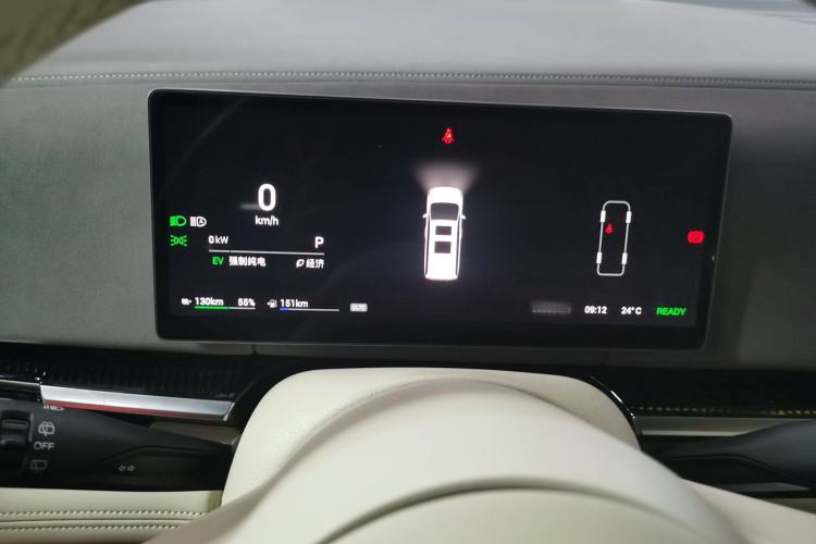 Used VOYAH Dream 2025 PHEV Four-Wheel-Drive Flagship Kunpeng Edition