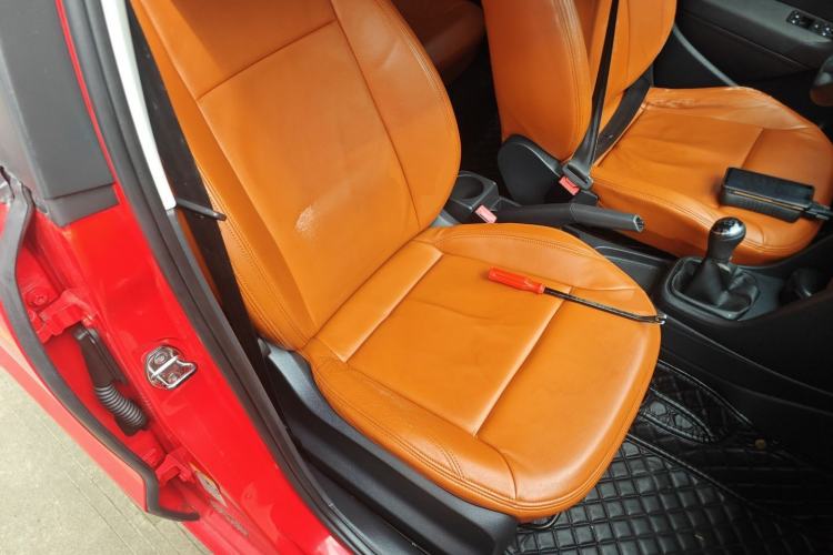 Used Volkswagen Polo 2014 1.4L Manual Fashion Edition