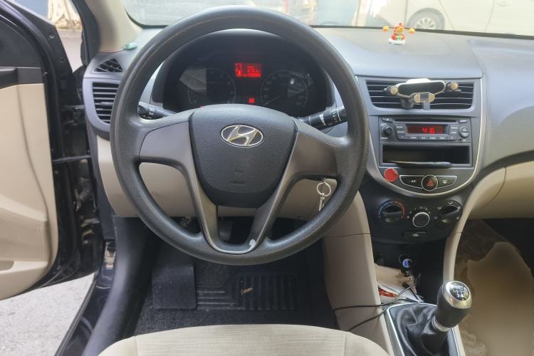 Used Hyundai Verna (older generation) 2014 1.4L Manual Fashion GS Model
