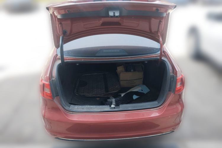 Used Volkswagen Sagitar 2014 Revised Version 1.6L Automatic Comfort Edition Trunk