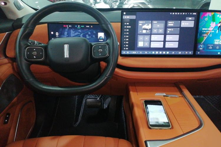 Used Wey Lanshan 2025 Four-Wheel Drive Ultra Steering Wheel