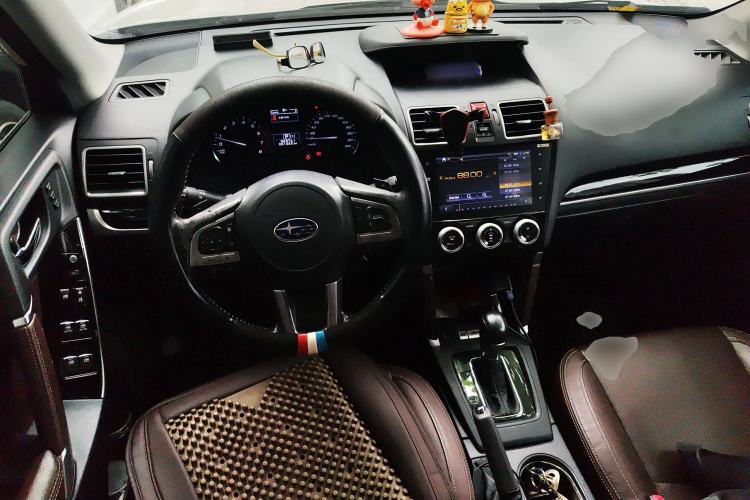 Used Subaru Forester 2016 2.5i Prestige Navigation Edition Center Console