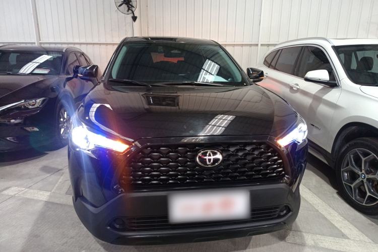 Used Toyota Corolla Cross 2024 2.0L Smart Electric Hybrid Dual-Engine Pioneer Edition
