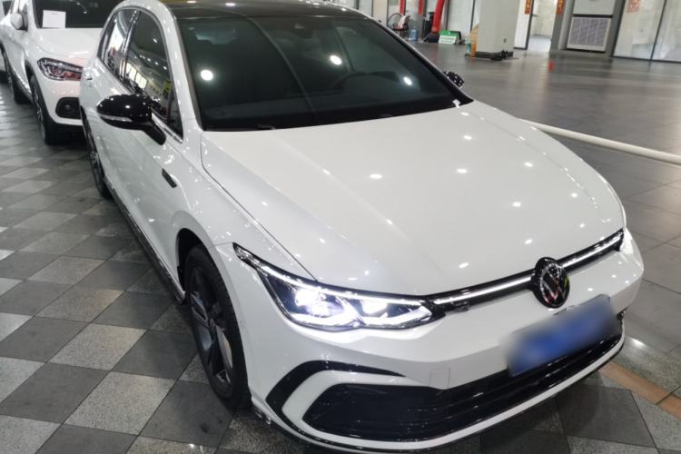 Used Volkswagen Golf 2023 Facelift 280TSI DSG R-Line
