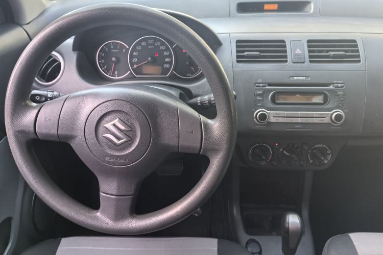 Used Suzuki Swift 2014 1.5L Automatic Fashion Edition
