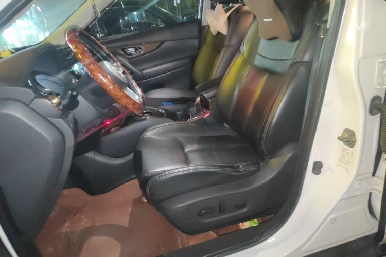 Used Nissan X-Trail 2019 2.0L CVT Smart Connect Comfort Edition 2WD

