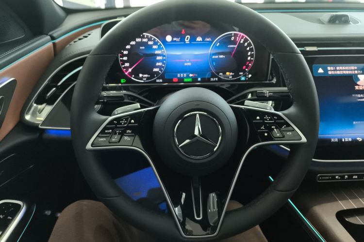 Used Mercedes-Benz E-Class New Energy 2024 E 350 e L Plug-in Hybrid Sedan
