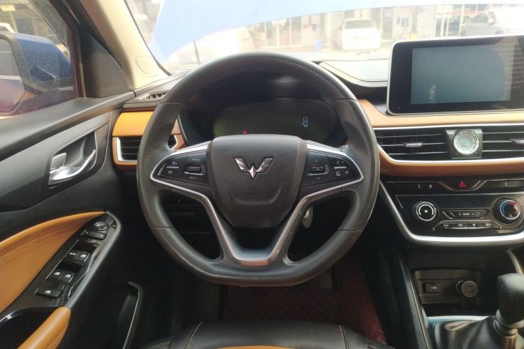 Used Wuling Hongguang S3 2018 1.5L Manual Luxury Model China V Standard