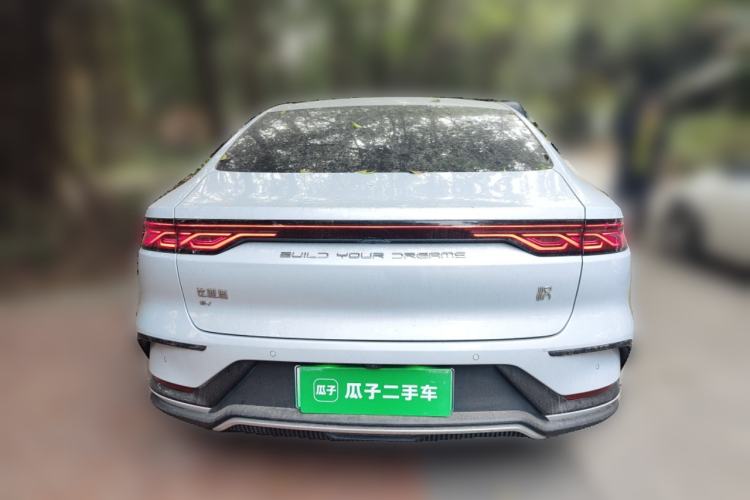 Used BYD Han 2024 EV Glory Edition 605KM Front-Wheel-Drive Premium Model
