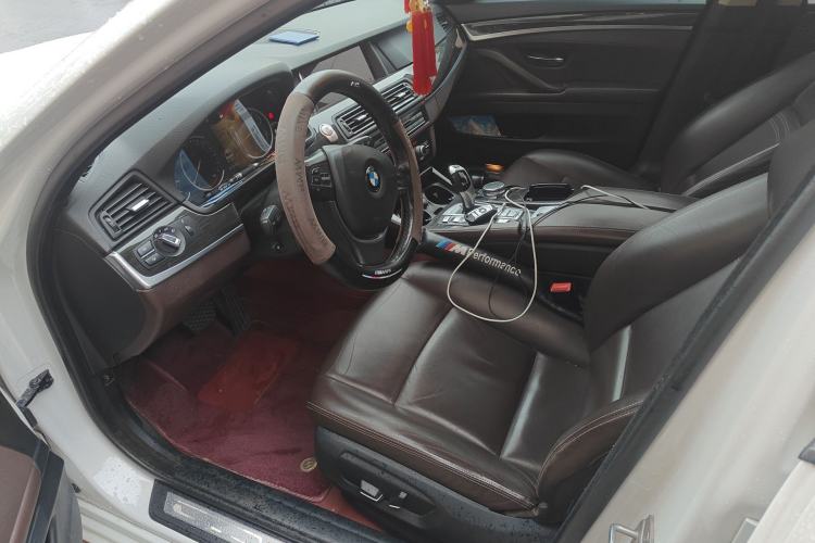 Used BMW 5 Series 2017 525Li Luxury Design Package Left Front Seat