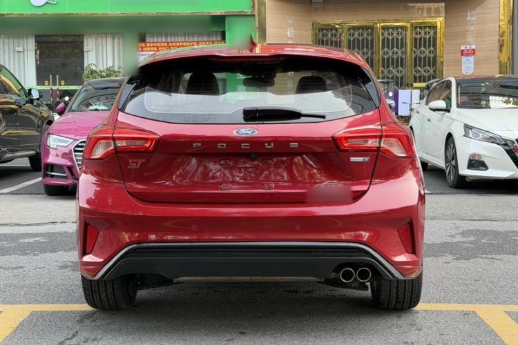 Used Ford Focus 2021 Hatchback EcoBoost 180 Automatic Titanium Edition