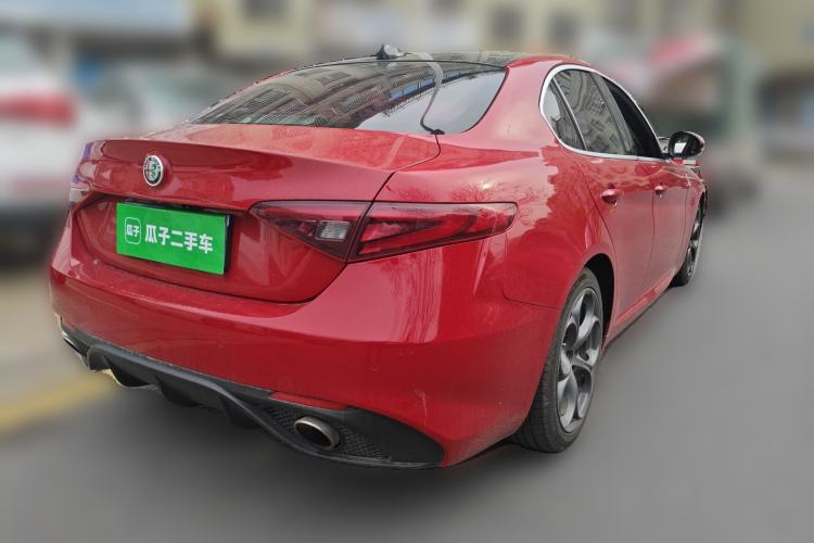 Used Alfa Romeo Giulia 2017 2.0T 200HP Luxury Edition