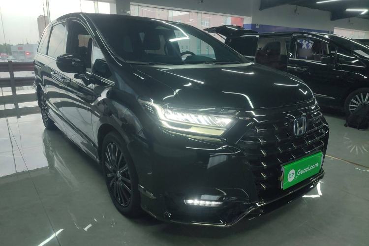 Used Honda Elysion 2024 2.0L eHEV Luxury Edition Exterior 2