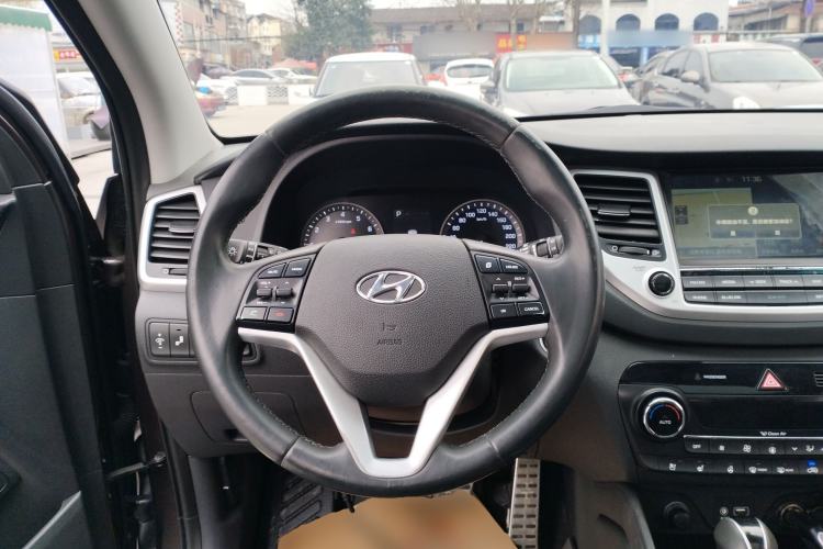 Used Hyundai Tucson 2015 1.6T Dual-Clutch Four-Wheel Drive Flagship Model