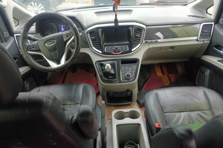 Used JAC Refine M4 2016 2.0L Manual Luxury Version Center Console