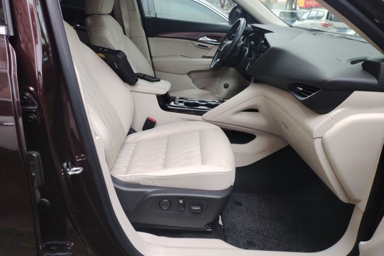 Used Buick Envision 2020 Encore S 652T All-Wheel-Drive Avenir Right Front Seat