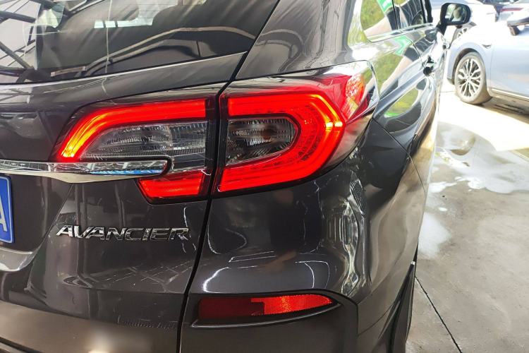 Used Honda Avancier 2017 240TURBO Two-Wheel Drive Premium Edition
